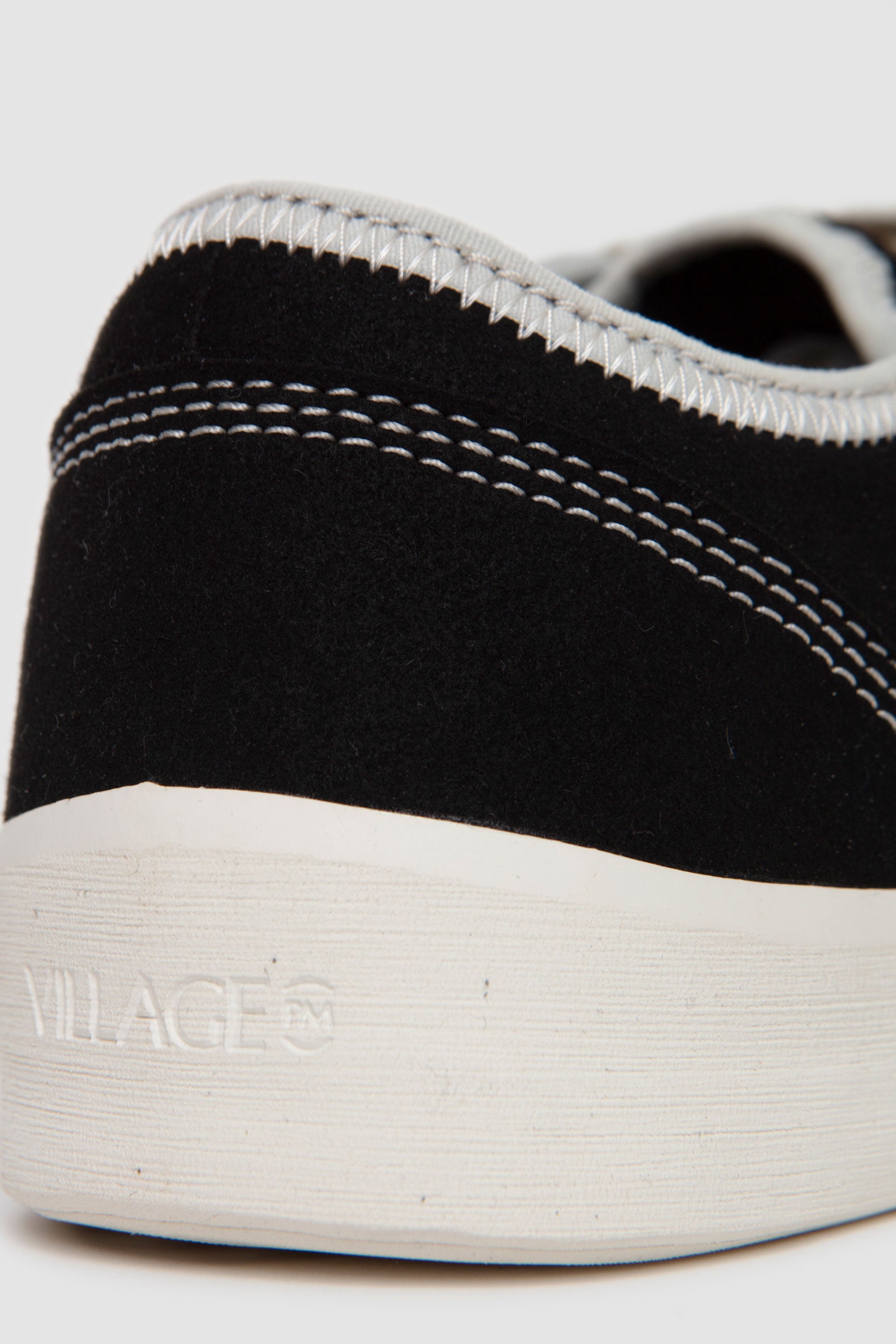 1.30 PM Black/ White_6