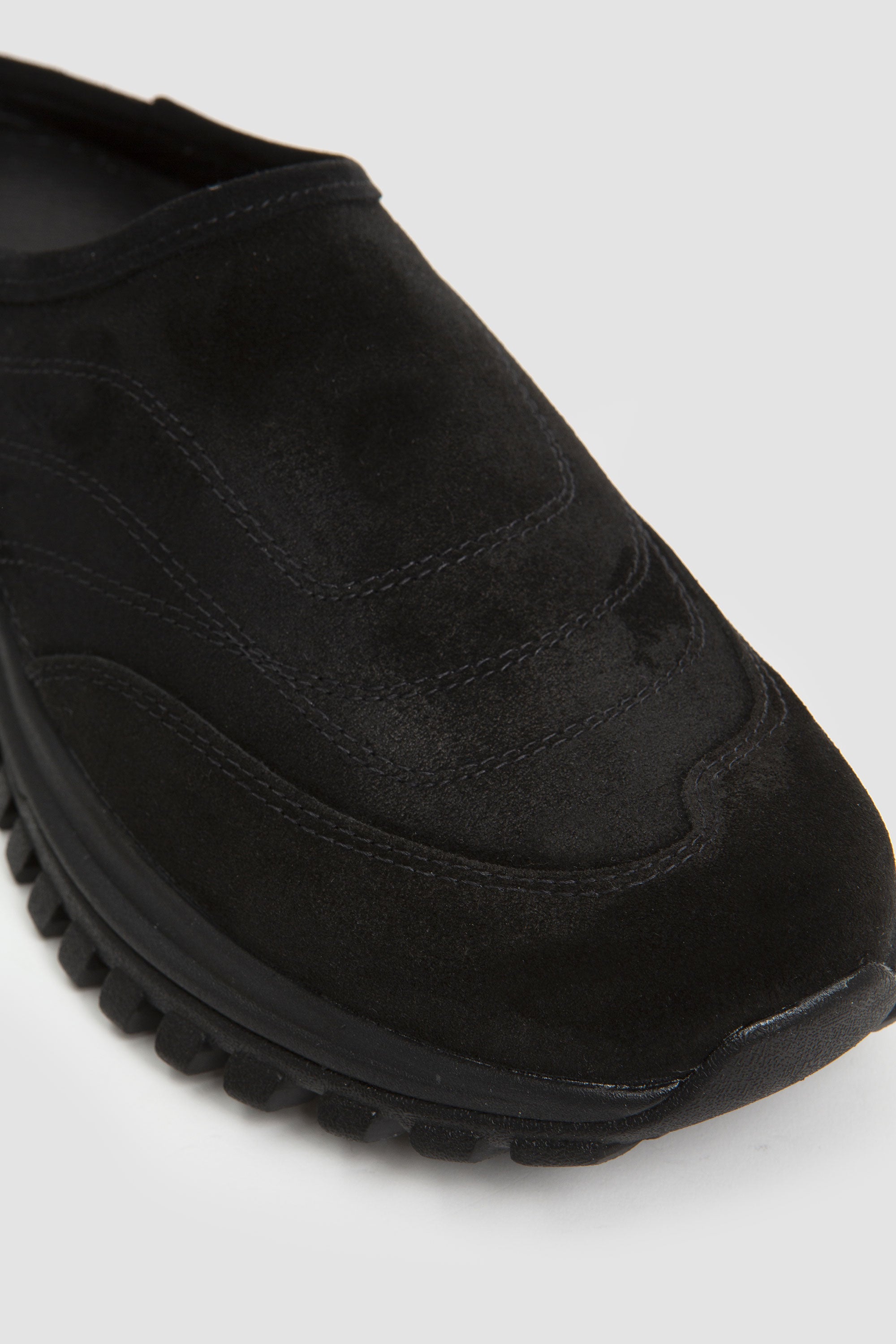 Maggiore Black Suede